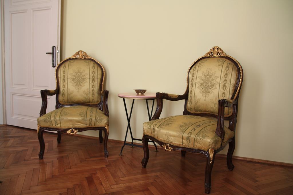 Casa Blanca Lägenhet Sibiu Exteriör bild